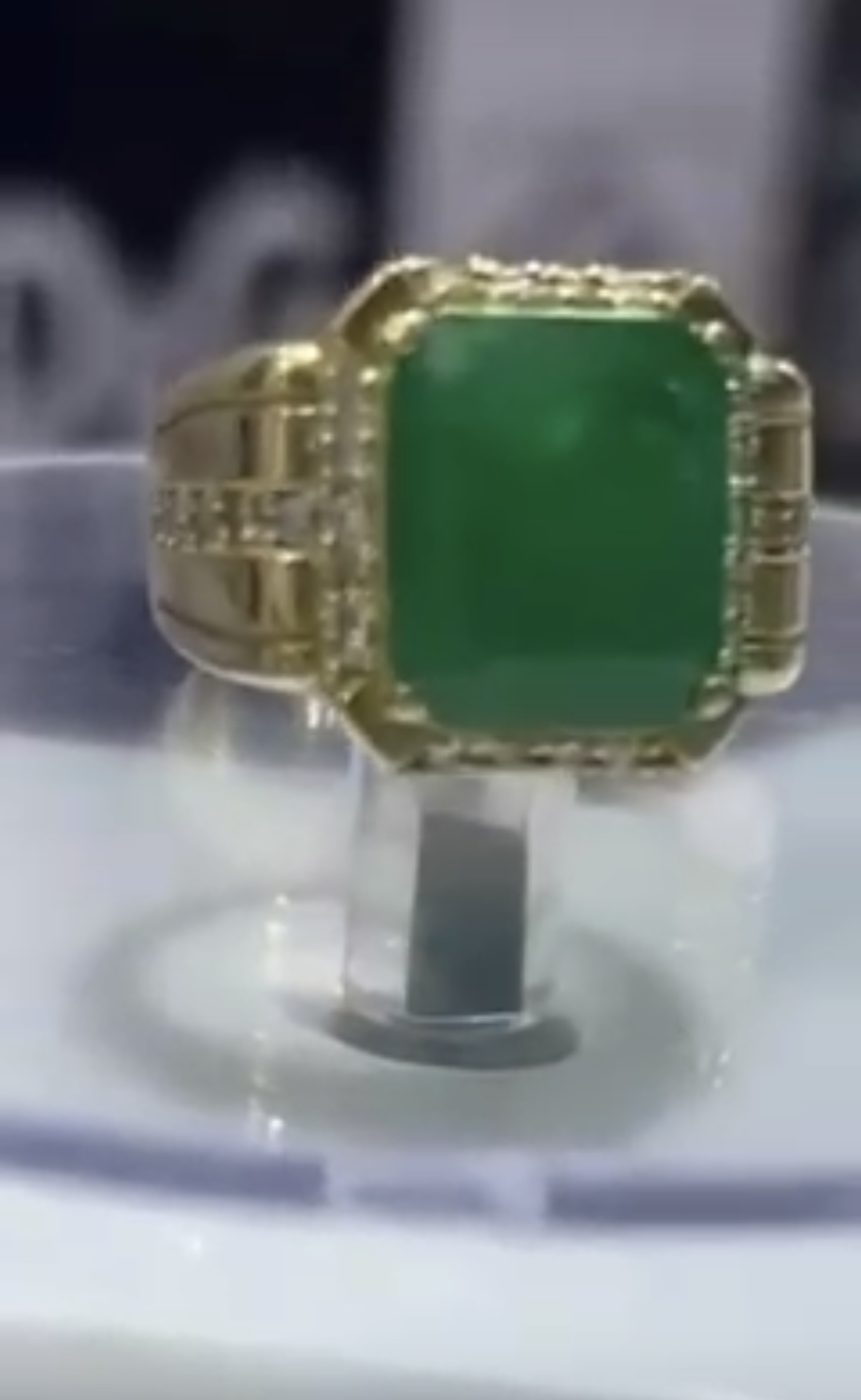 Anel masculino em ouro amarelo 18k